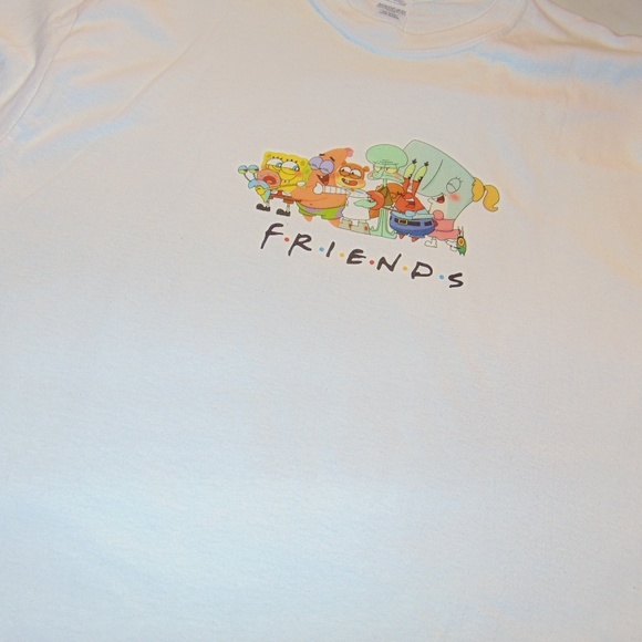 Forever 21 Spongebob friends T-shirt - Picture 4 of 5